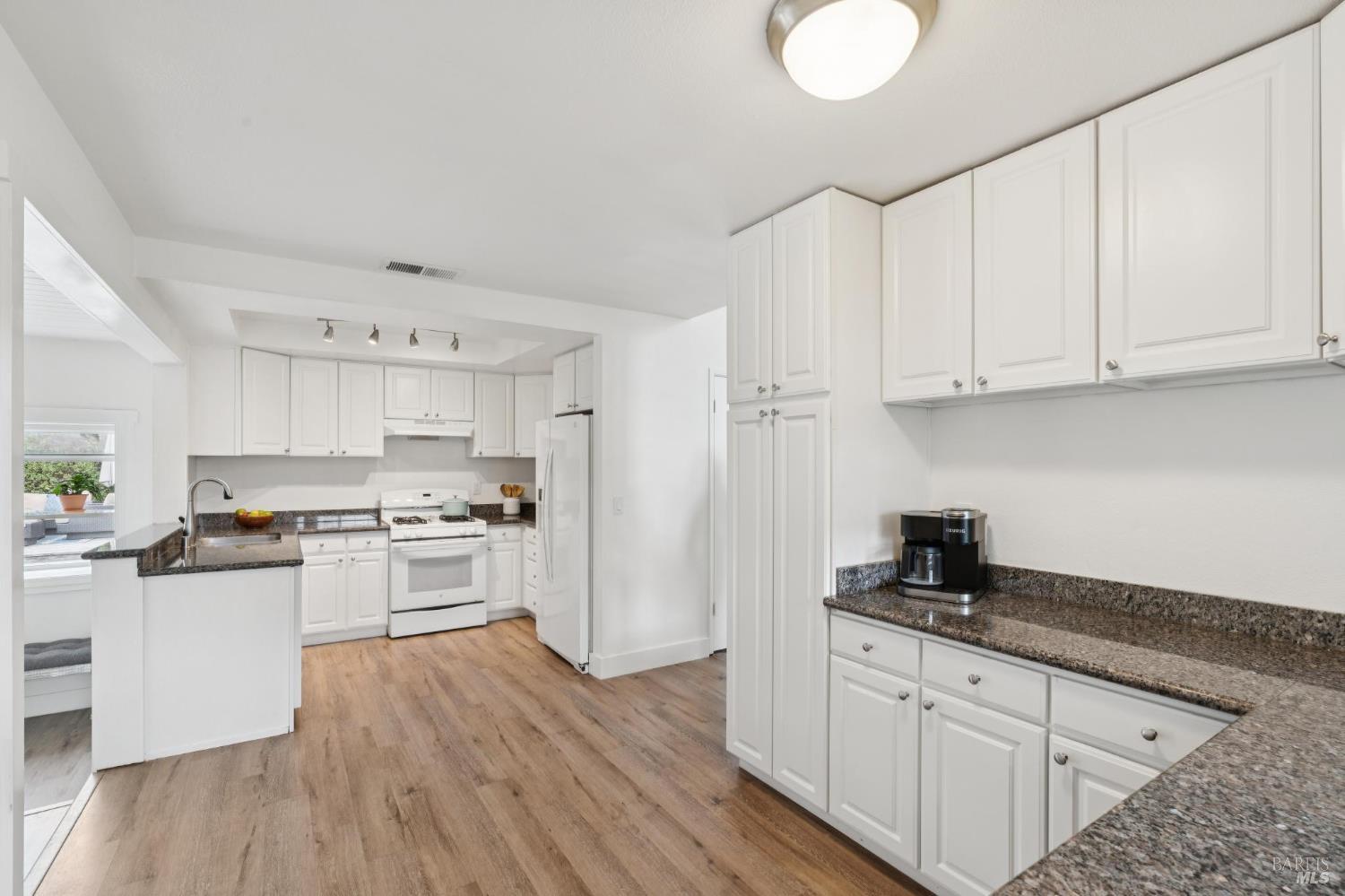 1276 Beechwood Drive Petaluma CA 94954