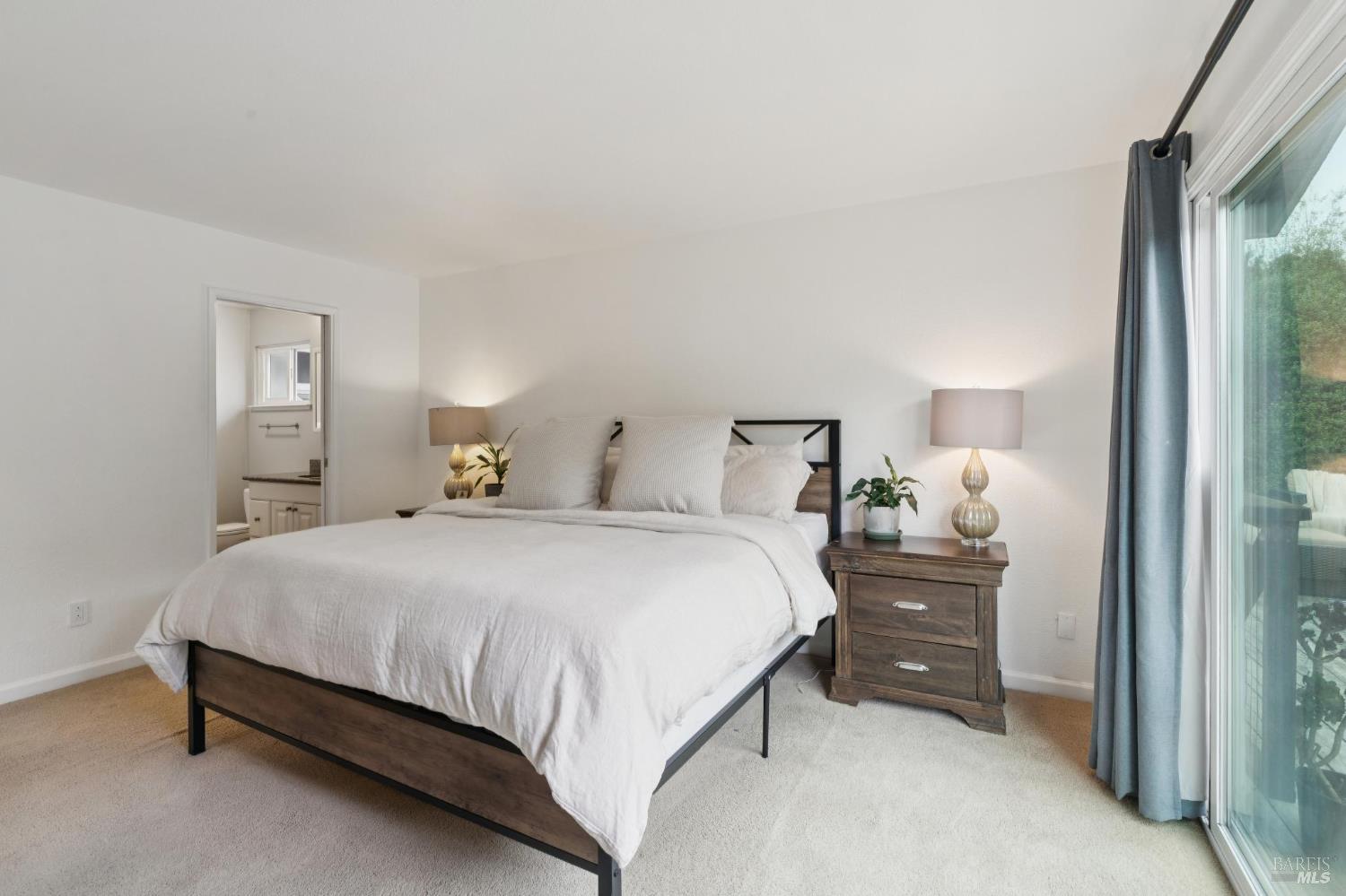 1276 Beechwood Drive Petaluma CA 94954
