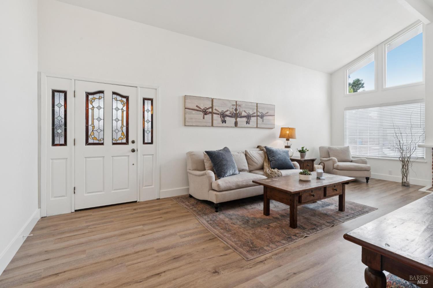 1276 Beechwood Drive Petaluma CA 94954