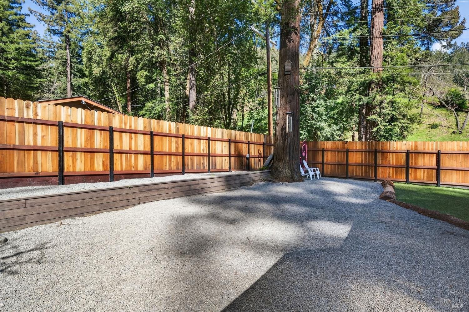 11207 Vellutini Road Forestville CA 95436