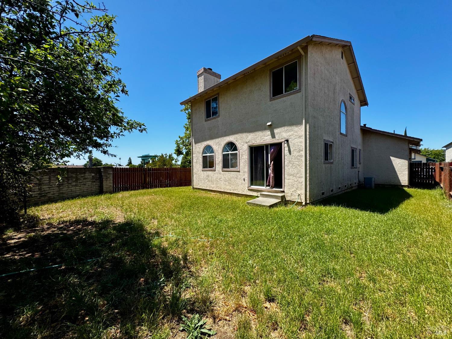 1001 Camellia Court Suisun City CA 94585