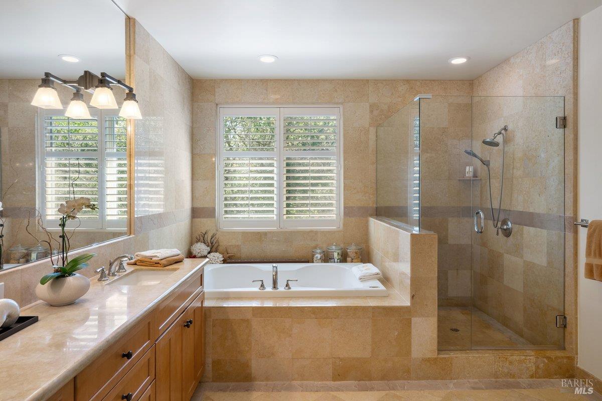 2 Round Hill Terrace Tiburon CA 94920