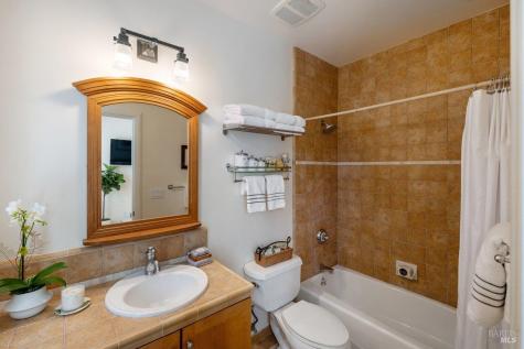 2 Round Hill Terrace Tiburon CA 94920