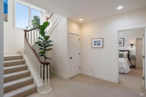 2 Round Hill Terrace Tiburon CA 94920
