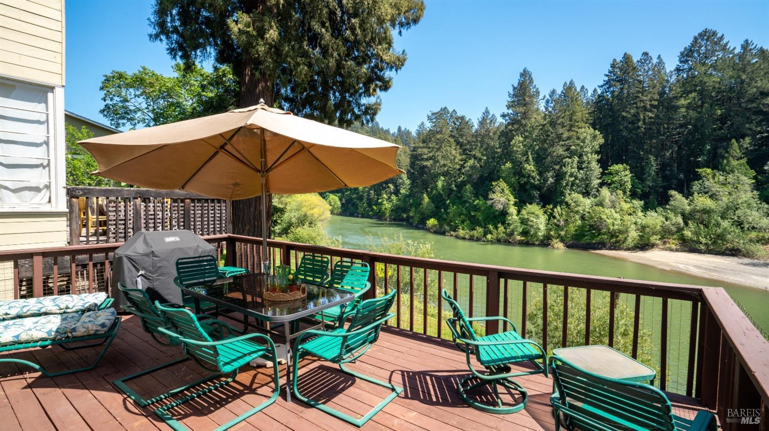 15477 Riverside Drive Guerneville CA 95446