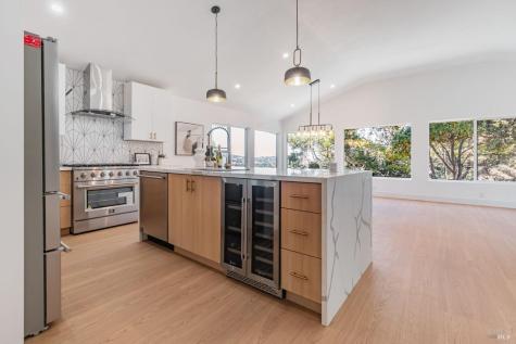 612 Canyon Road Novato CA 94947