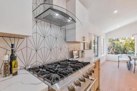 612 Canyon Road Novato CA 94947