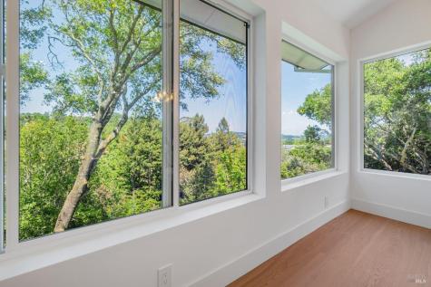 612 Canyon Road Novato CA 94947