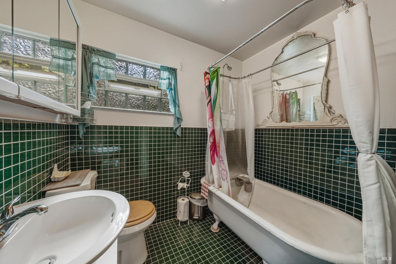 16179 Madrone Boulevard Cobb CA 95426