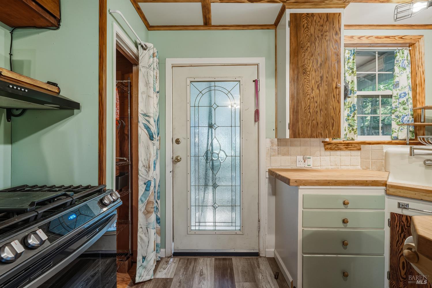 16179 Madrone Boulevard Cobb CA 95426