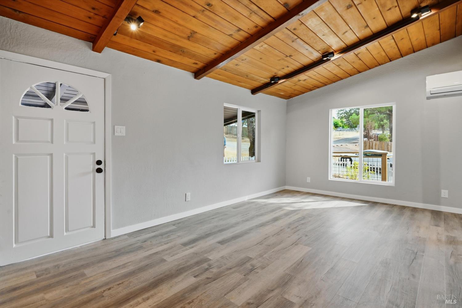 4275 Cedar Avenue Clearlake CA 95422