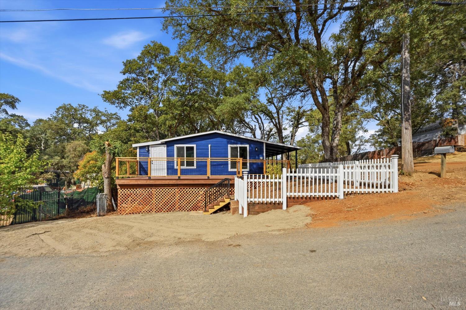 4275 Cedar Avenue Clearlake CA 95422