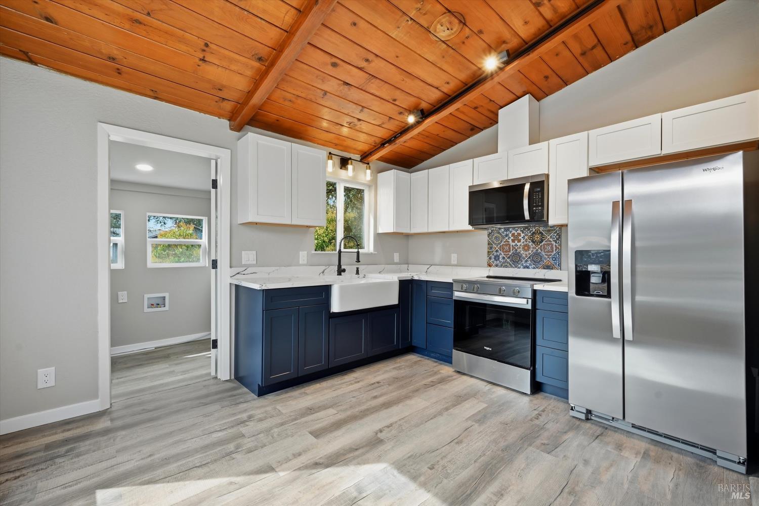 4275 Cedar Avenue Clearlake CA 95422