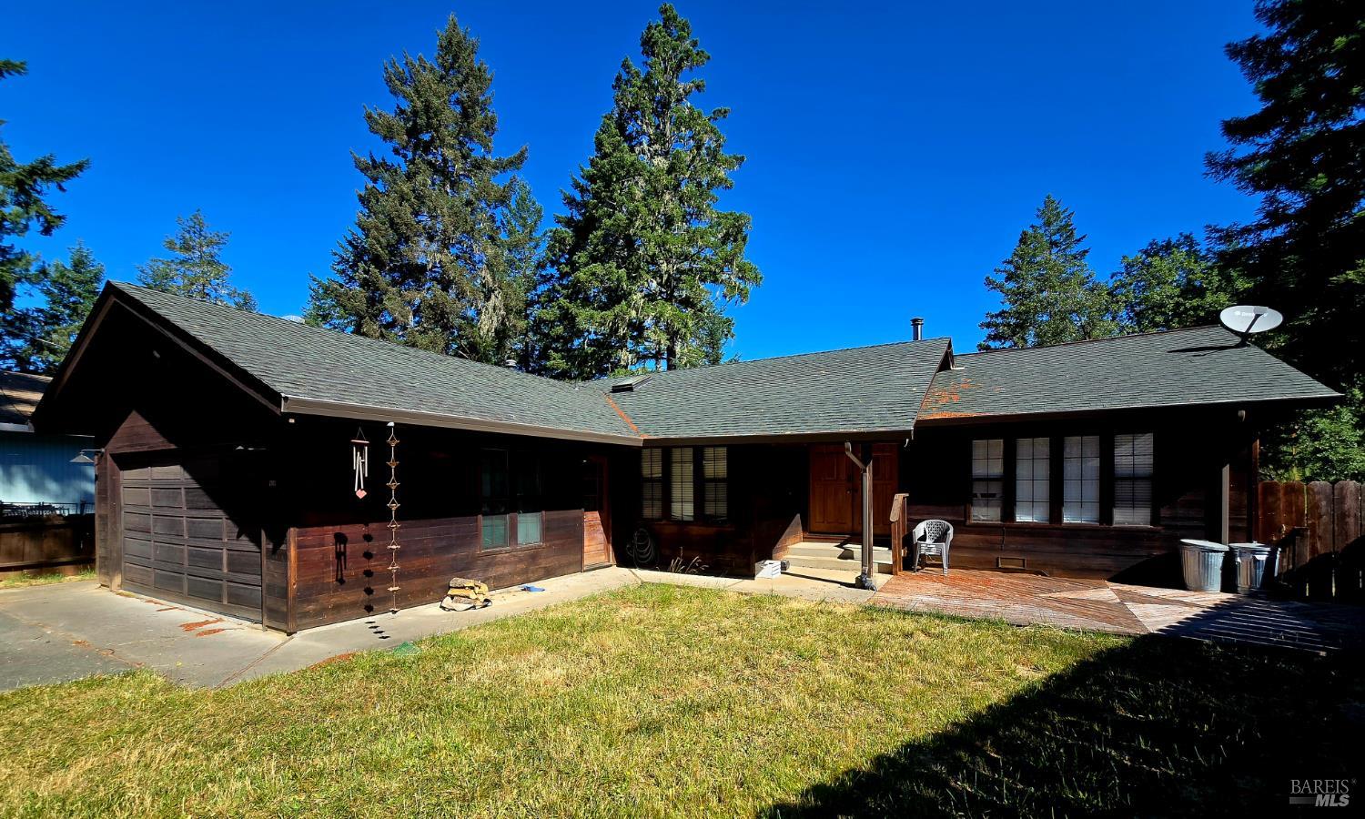 27160 Tuck Place Willits CA 95490