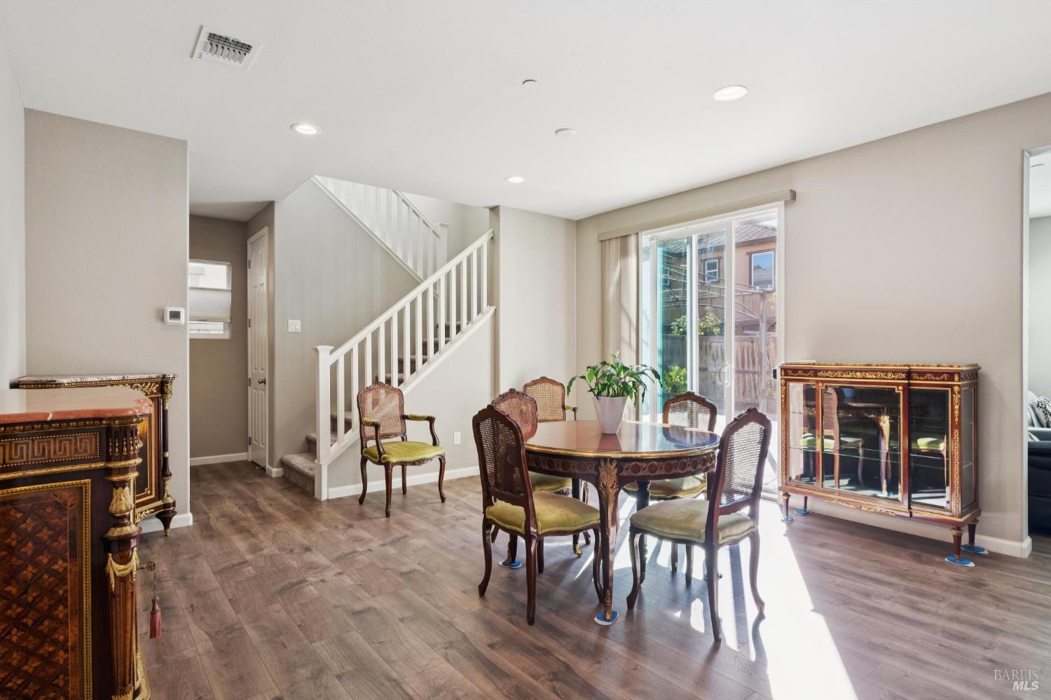 1525 Keats Place Rohnert Park CA 94928