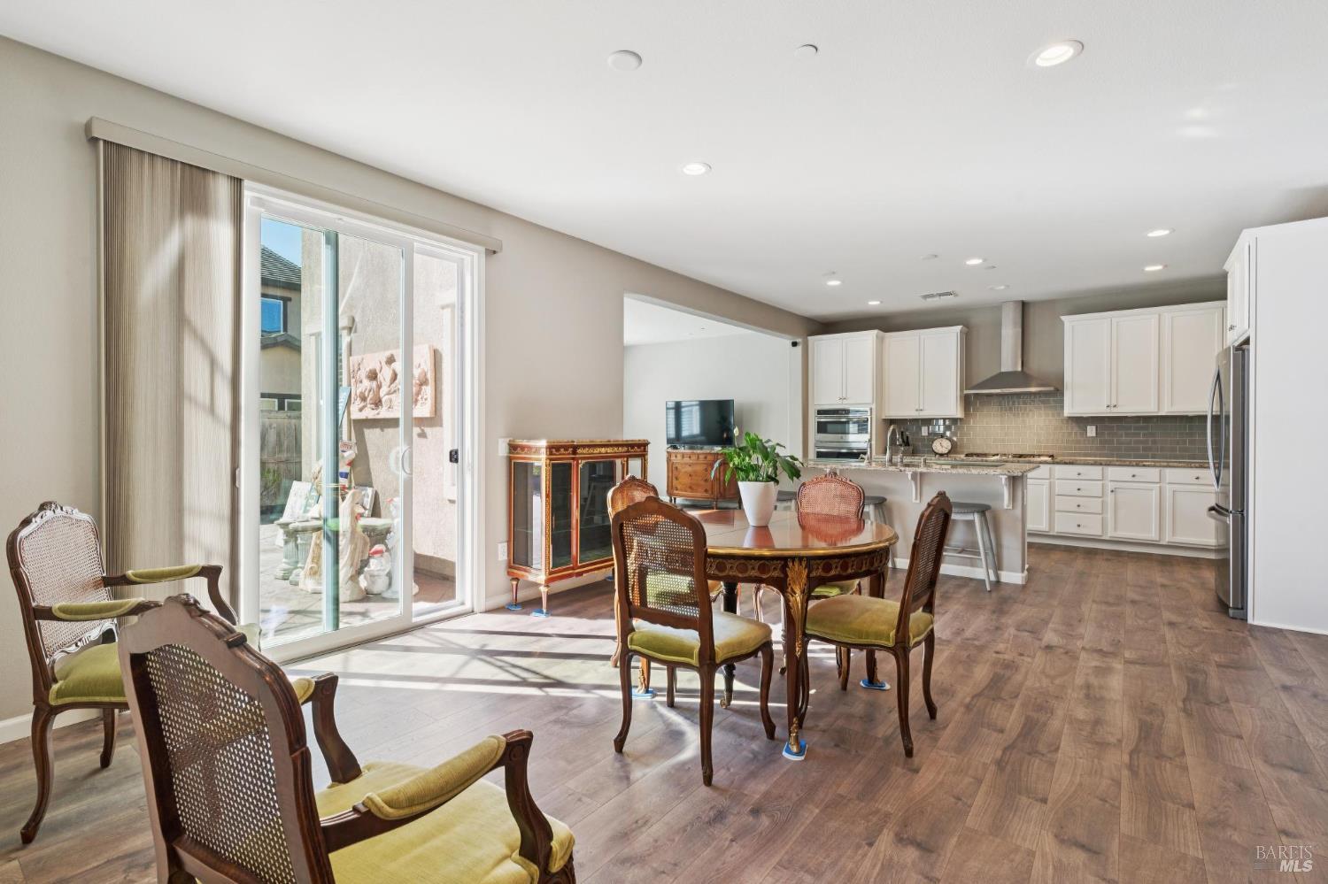 1525 Keats Place Rohnert Park CA 94928