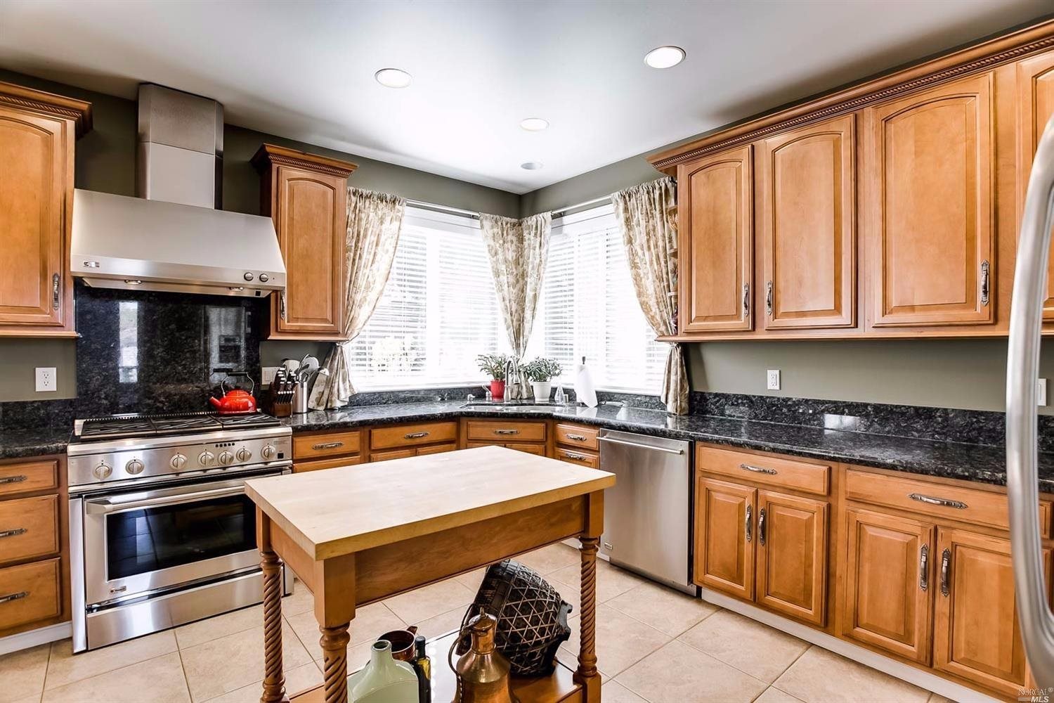 240 Hidden Valley Lane Vacaville CA 95688