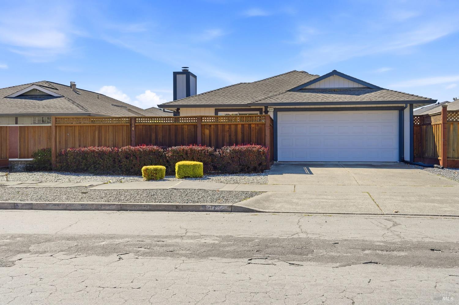 2044 Pinercrest Drive Santa Rosa CA 95403