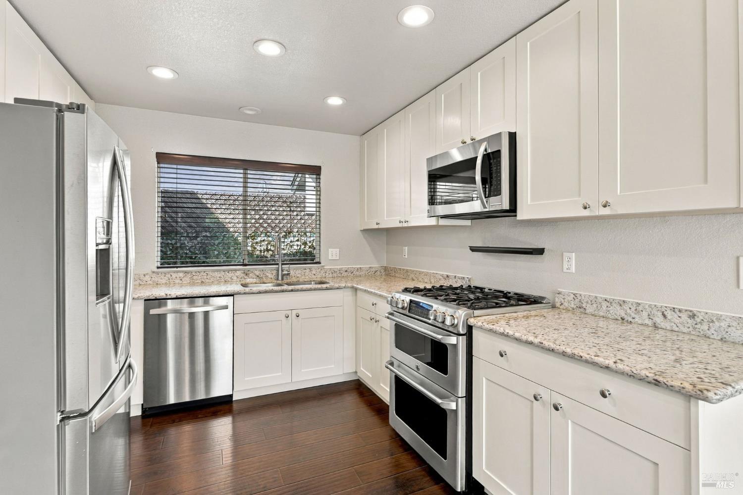 2044 Pinercrest Drive Santa Rosa CA 95403