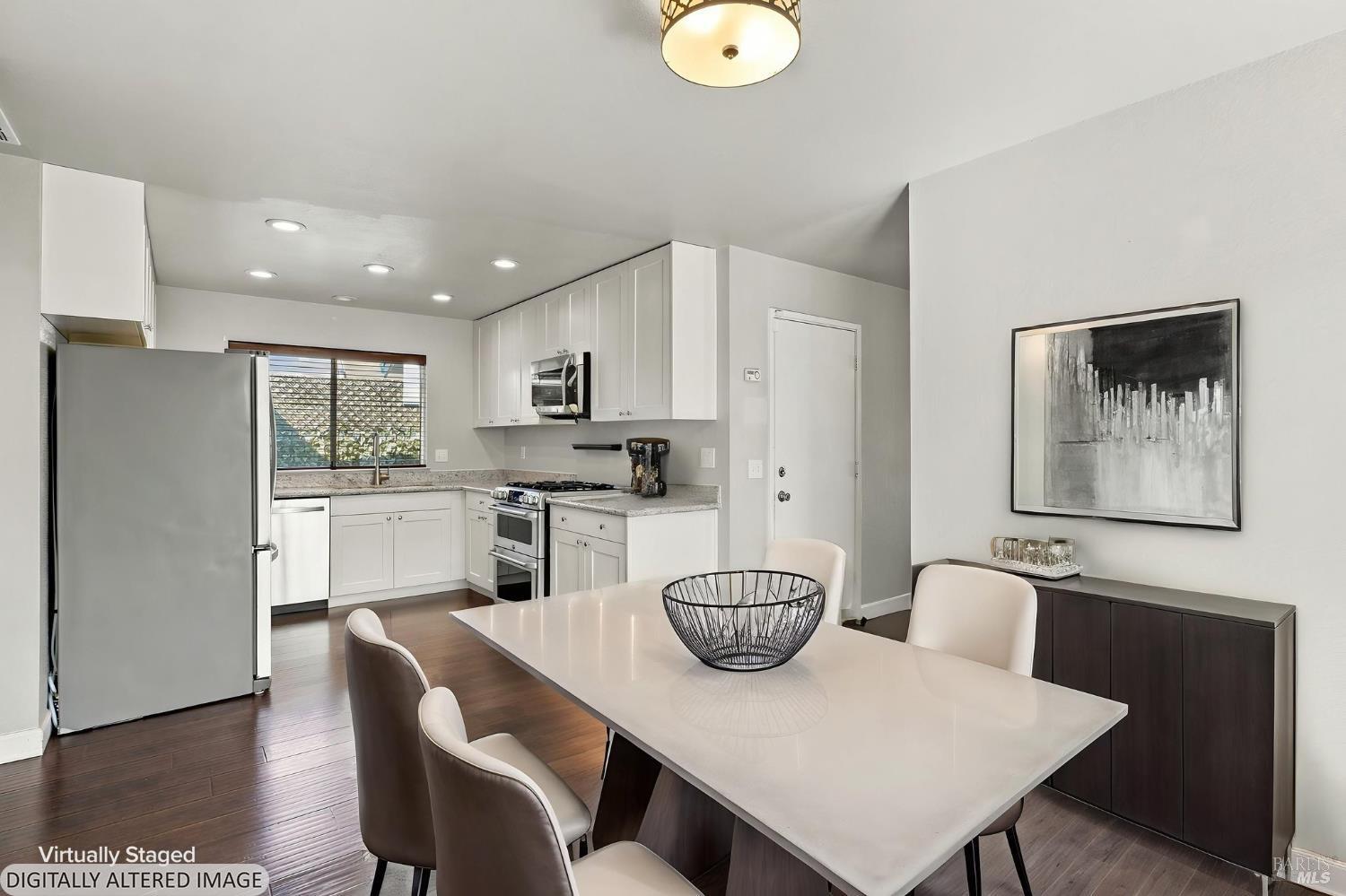 2044 Pinercrest Drive Santa Rosa CA 95403