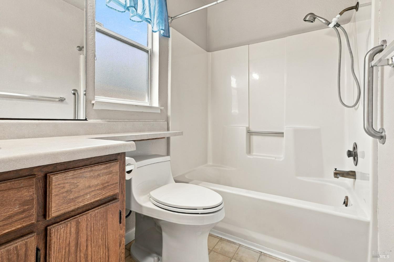 2044 Pinercrest Drive Santa Rosa CA 95403