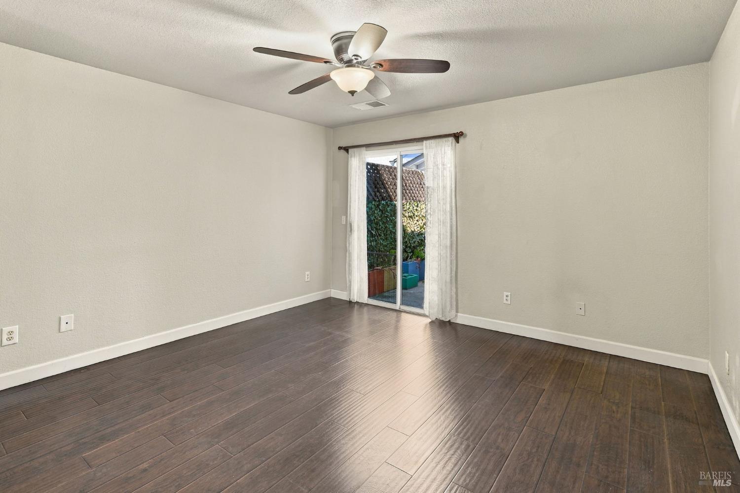 2044 Pinercrest Drive Santa Rosa CA 95403