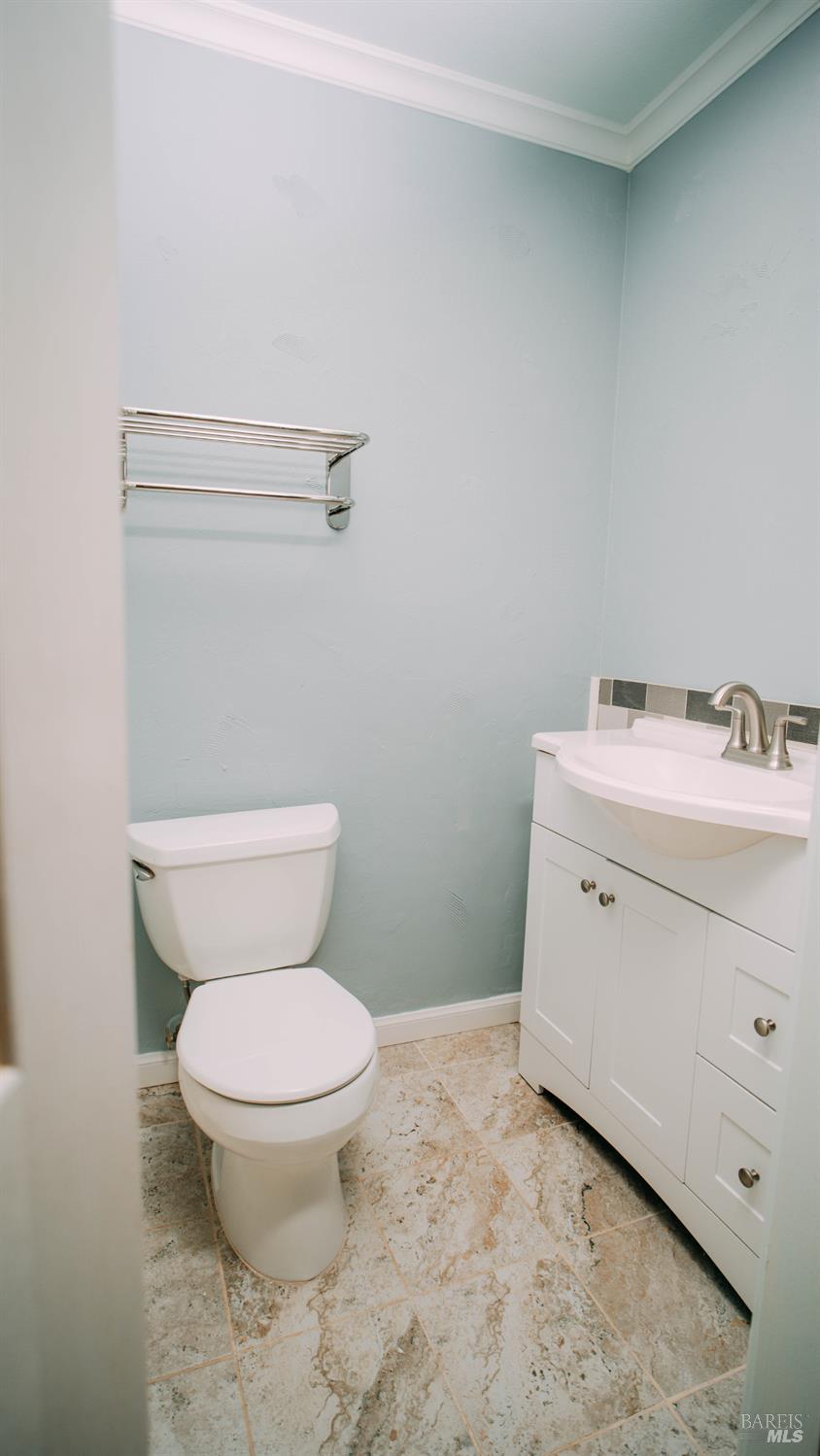 3607 Shoreline View Way Kelseyville CA 95451