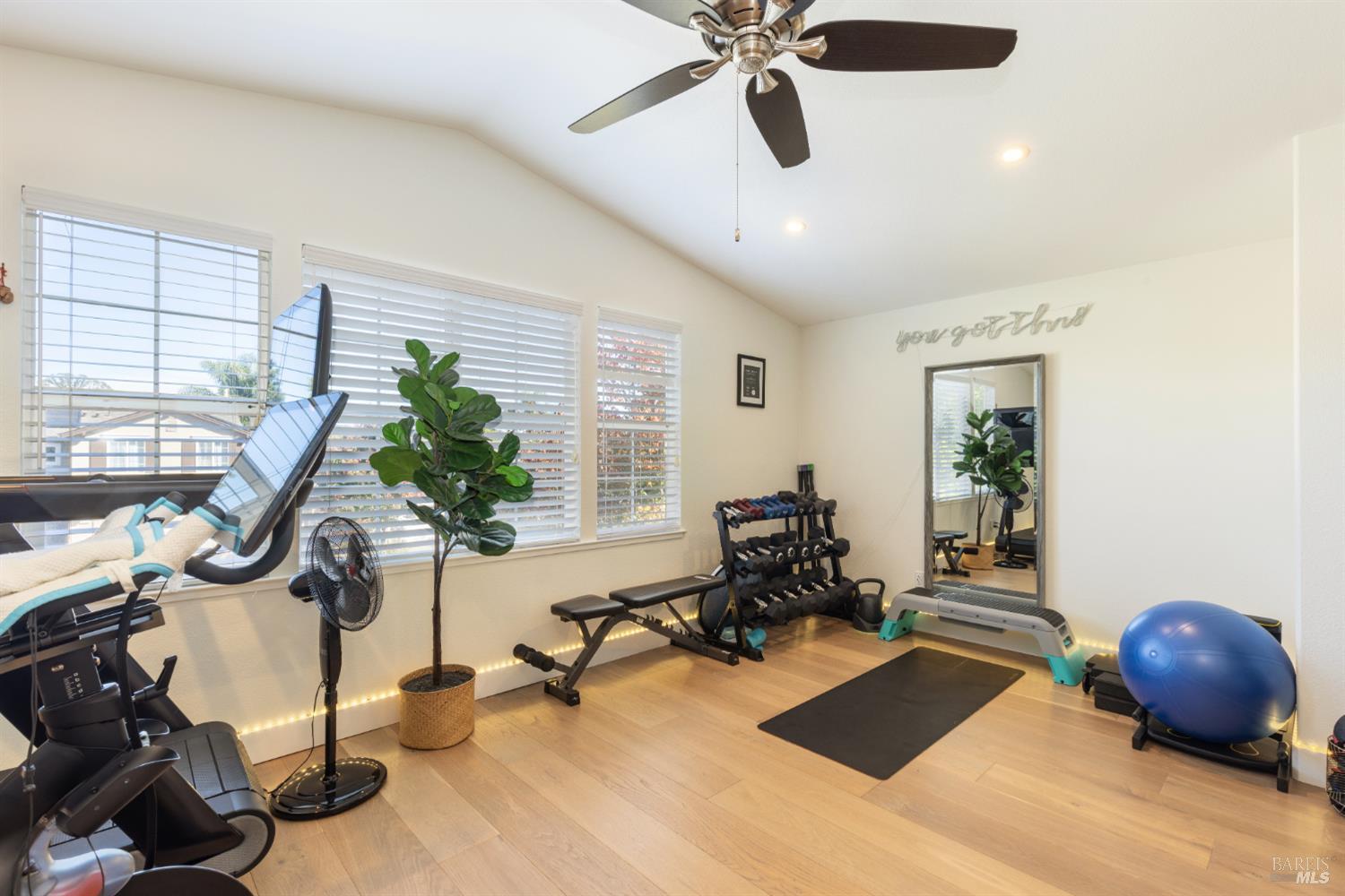 9119 Saint James Place Windsor CA 95492