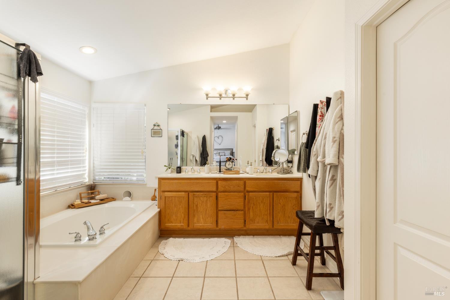 9119 Saint James Place Windsor CA 95492