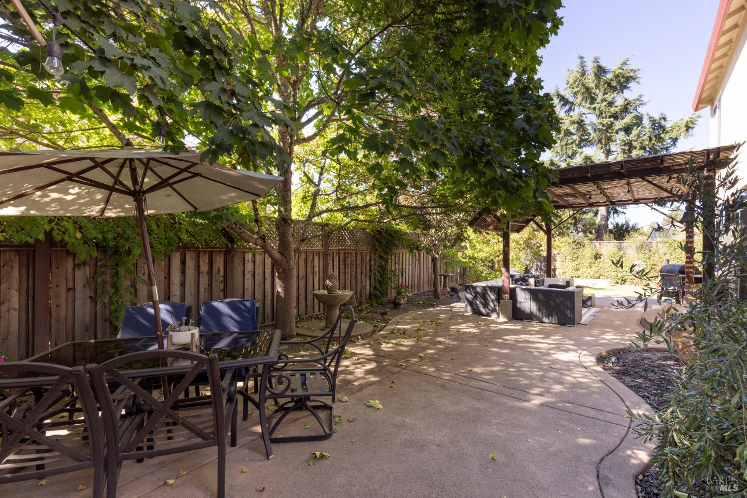 9119 Saint James Place Windsor CA 95492