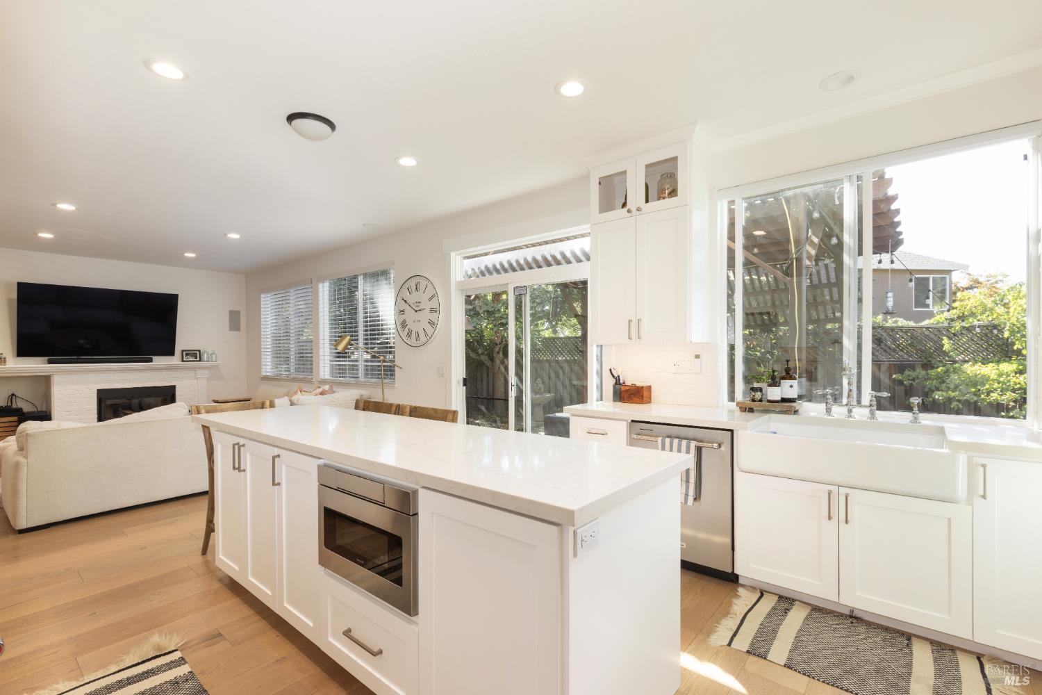 9119 Saint James Place Windsor CA 95492