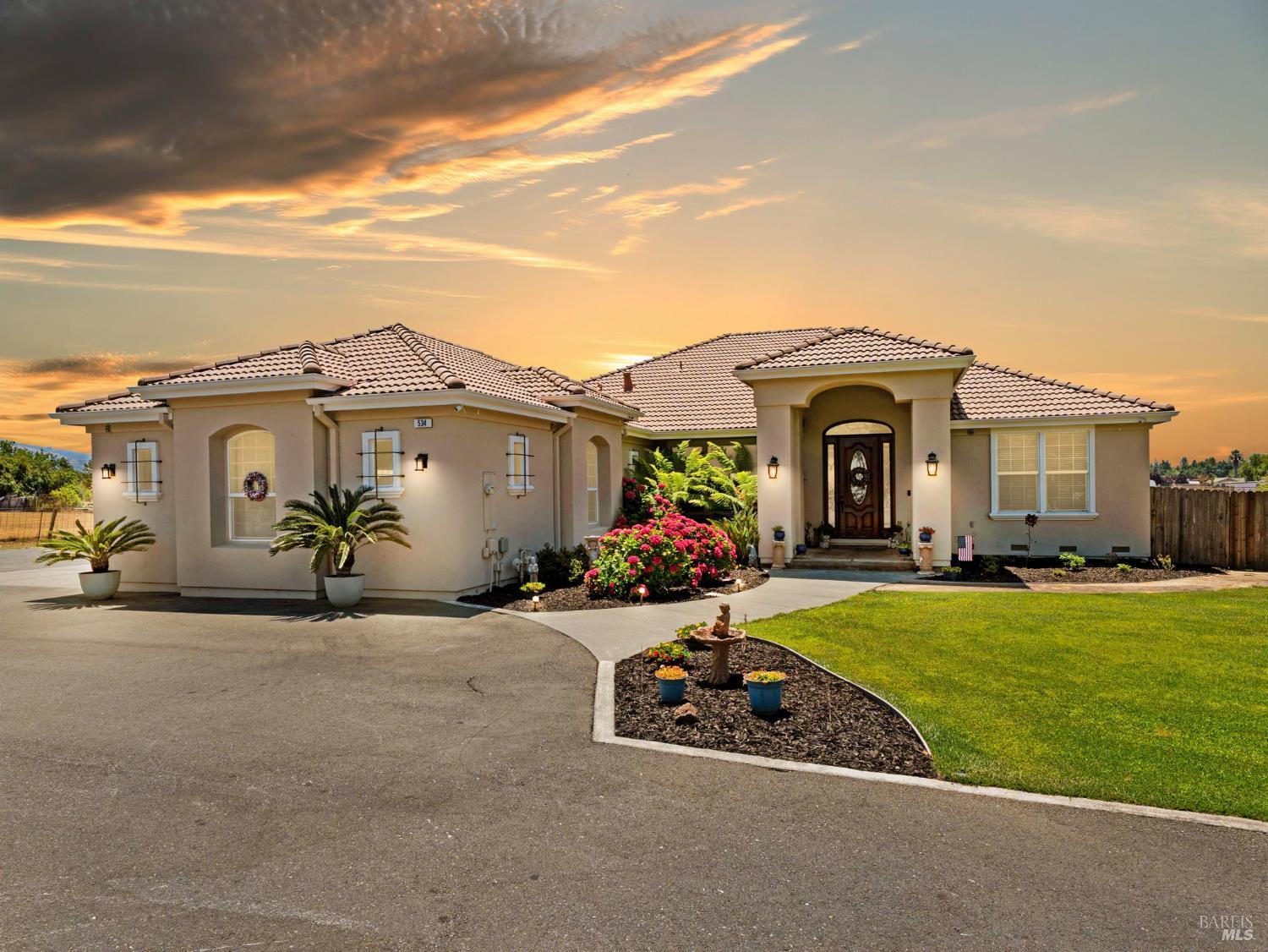 534 Mountain View Avenue Santa Rosa CA 95407