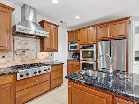534 Mountain View Avenue Santa Rosa CA 95407