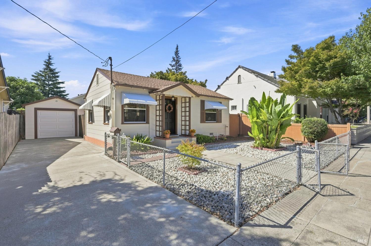 487 Seymour Street Napa CA 94459