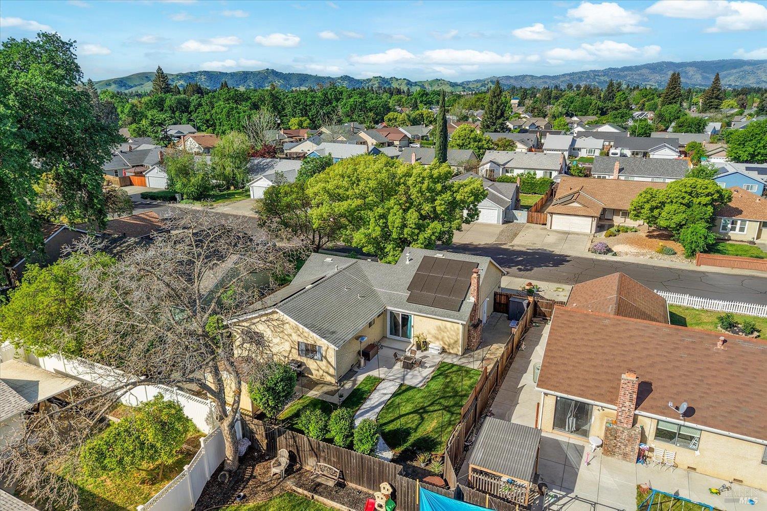427 Temple Drive Vacaville CA 95687