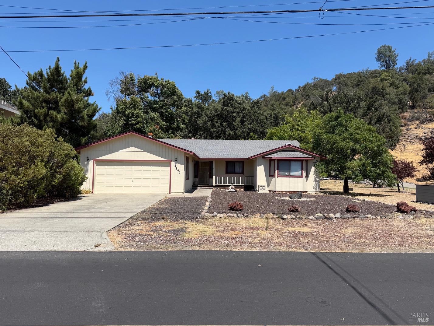 19902 Mountain Meadow N Hidden Valley Lake CA 95467