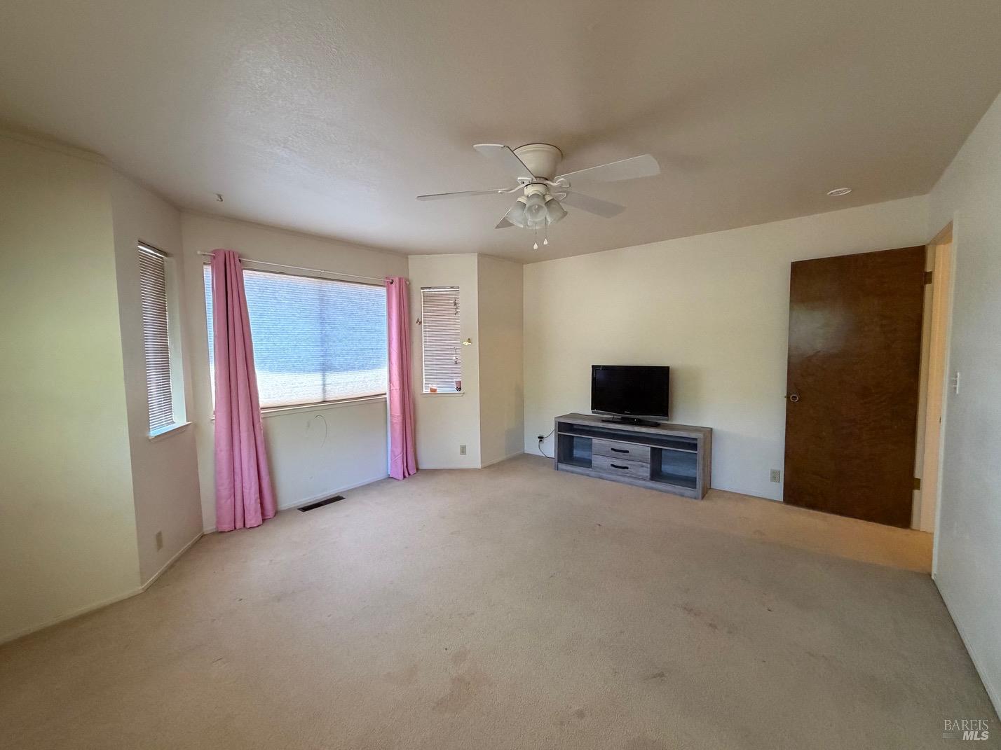 19902 Mountain Meadow N Hidden Valley Lake CA 95467