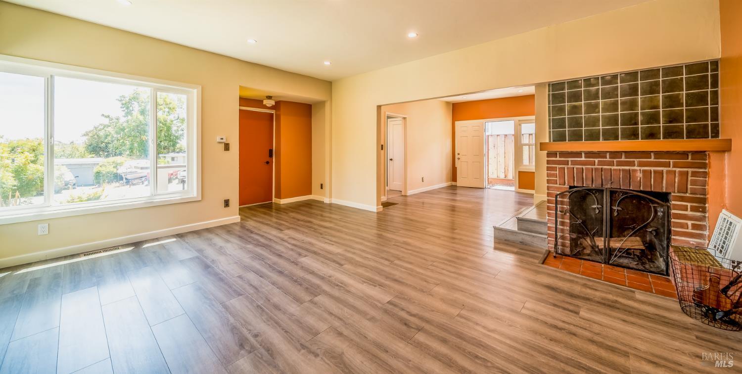 186 Greenfield Avenue Vallejo CA 94590