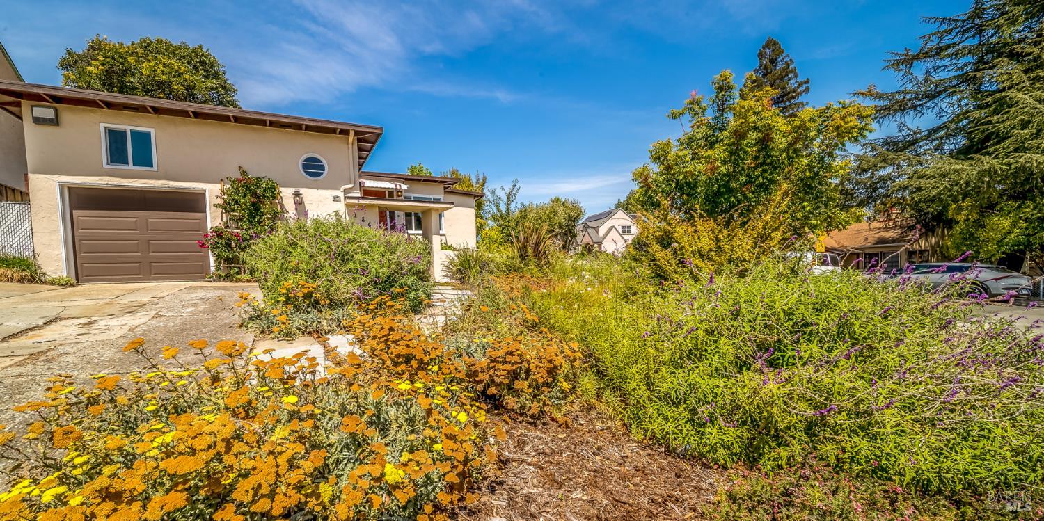 186 Greenfield Avenue Vallejo CA 94590