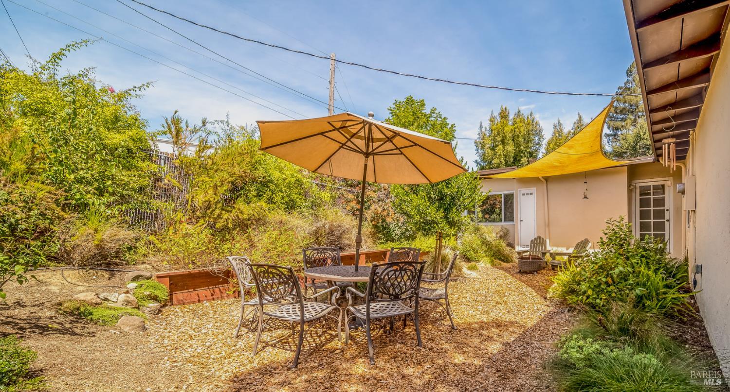 186 Greenfield Avenue Vallejo CA 94590