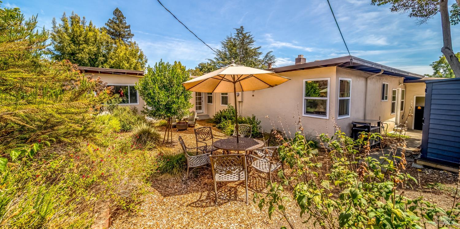 186 Greenfield Avenue Vallejo CA 94590