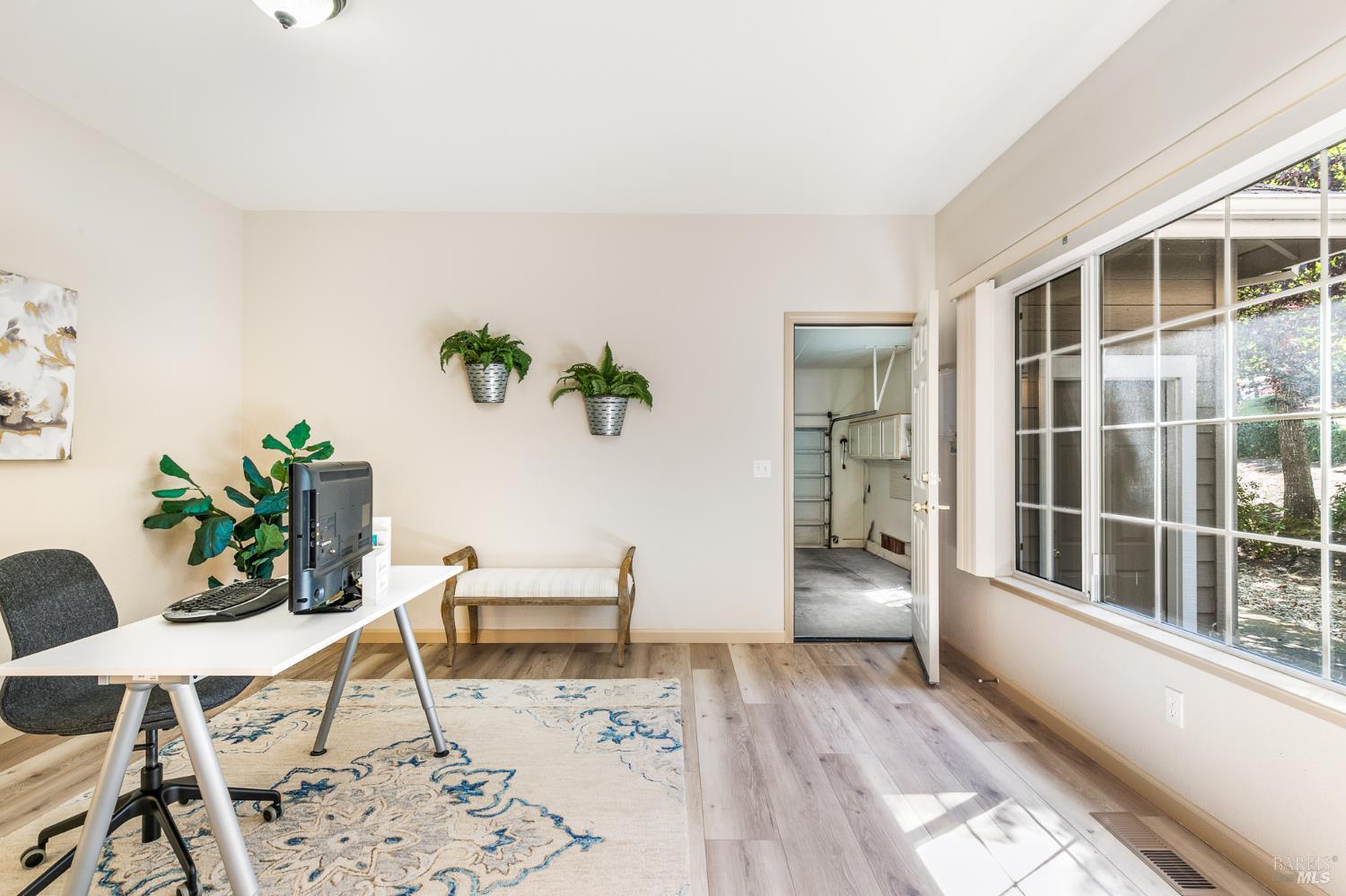 1015 Oak Mesa Drive Santa Rosa CA 95409