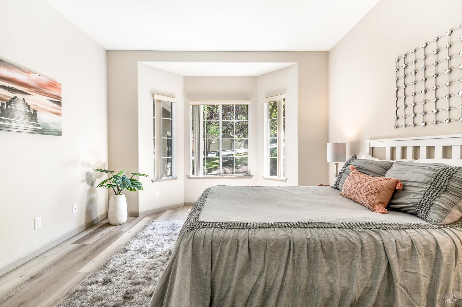 1015 Oak Mesa Drive Santa Rosa CA 95409