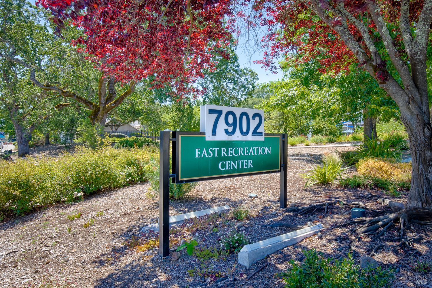 1015 Oak Mesa Drive Santa Rosa CA 95409