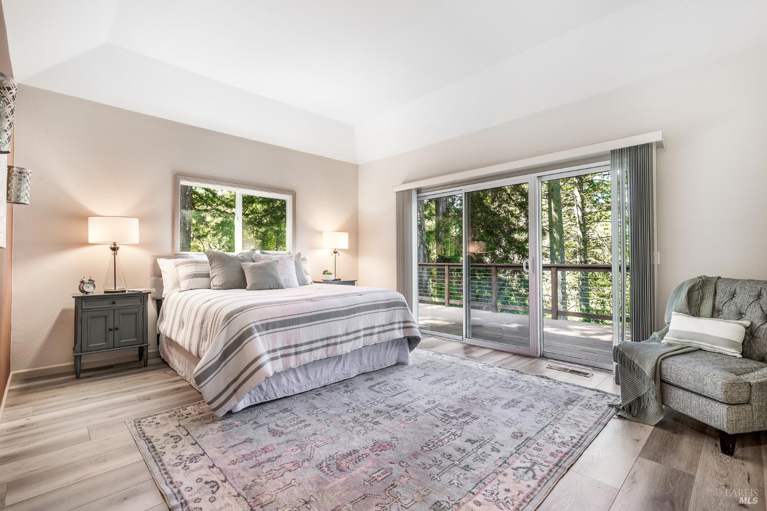 1015 Oak Mesa Drive Santa Rosa CA 95409