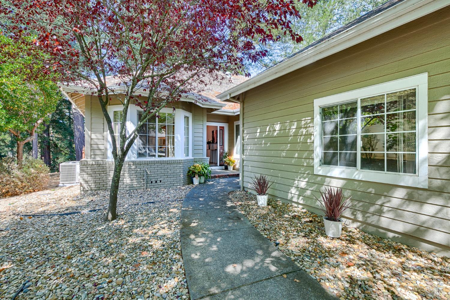1015 Oak Mesa Drive Santa Rosa CA 95409