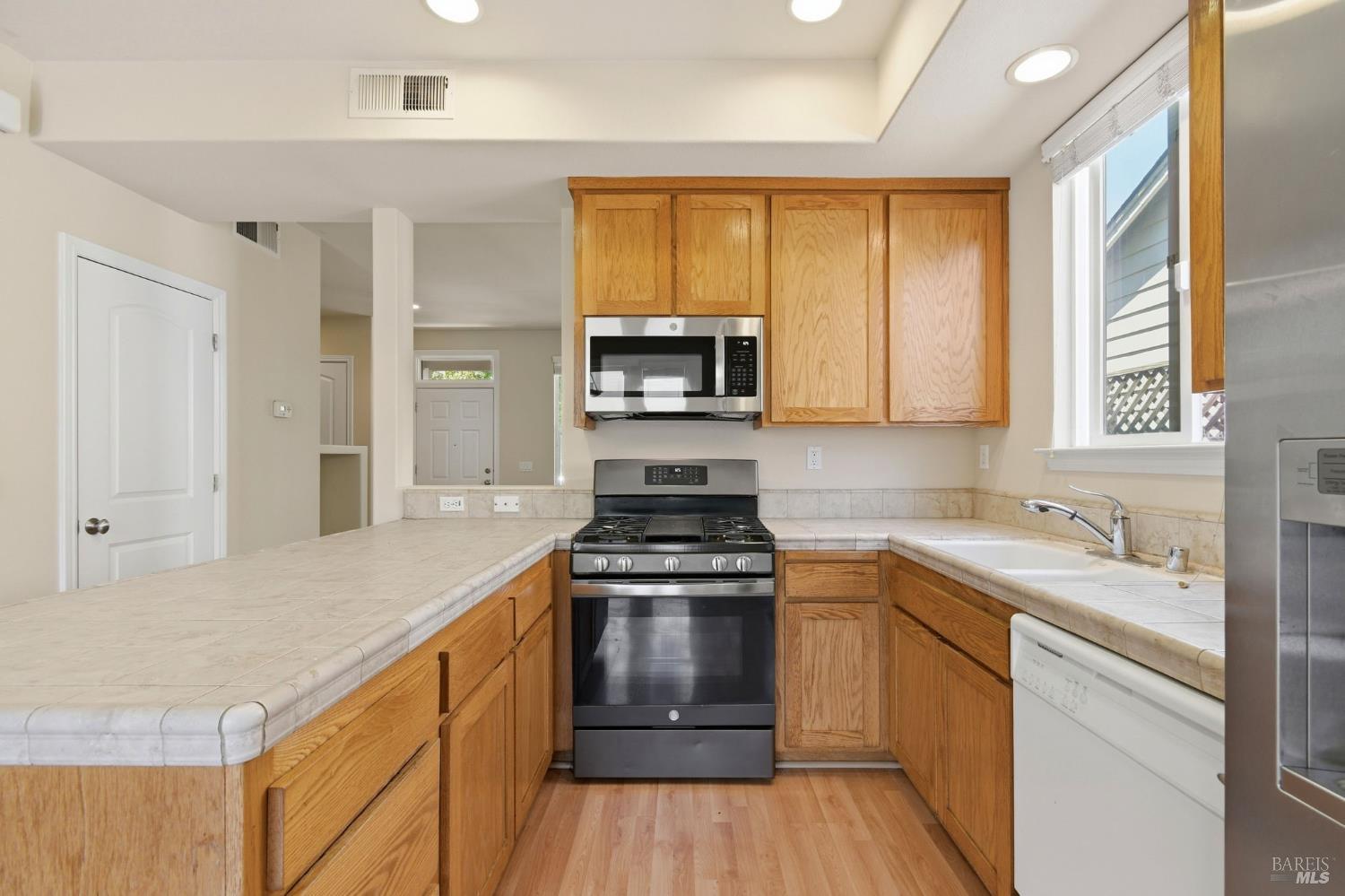 746 Fresno Avenue Santa Rosa CA 95407