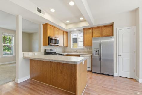 746 Fresno Avenue Santa Rosa CA 95407