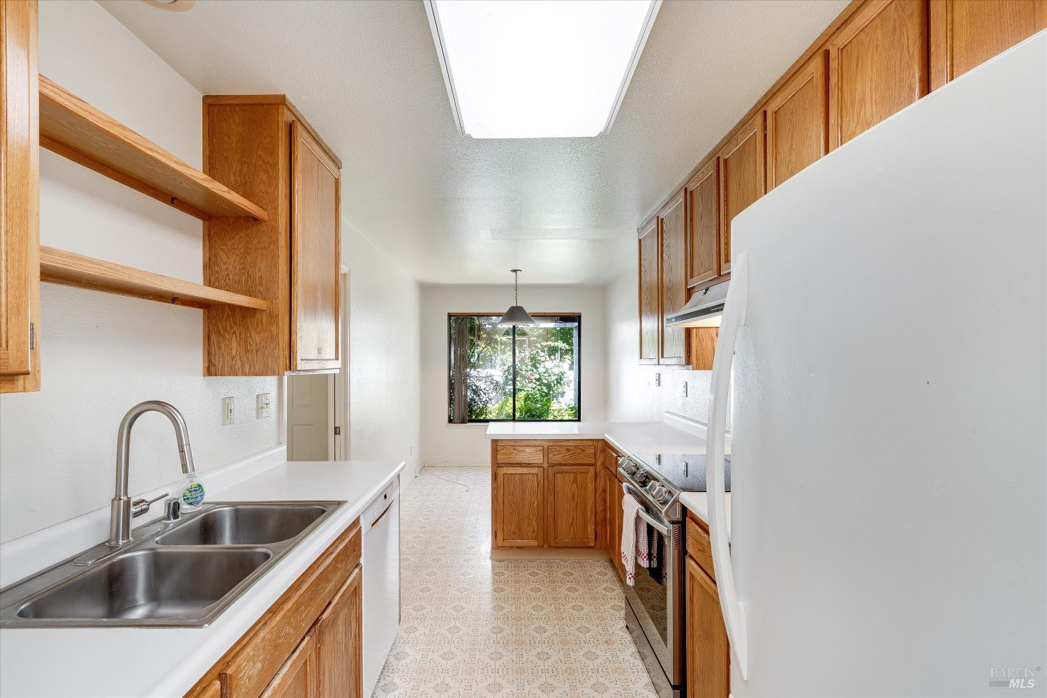 21350 Via Colombard Sonoma CA 95476
