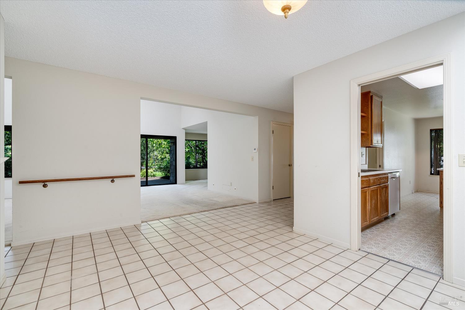 21350 Via Colombard Sonoma CA 95476